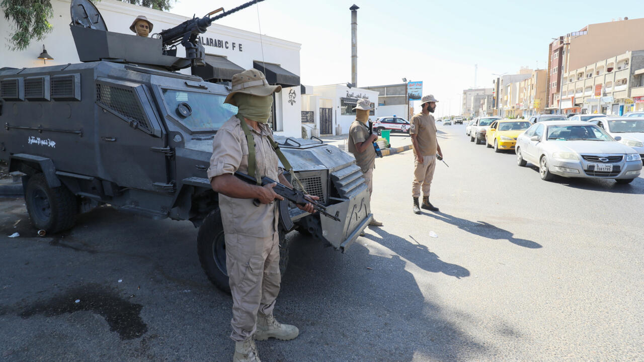 فوضى في ليبيا.. وفرار جماعي للسجناء